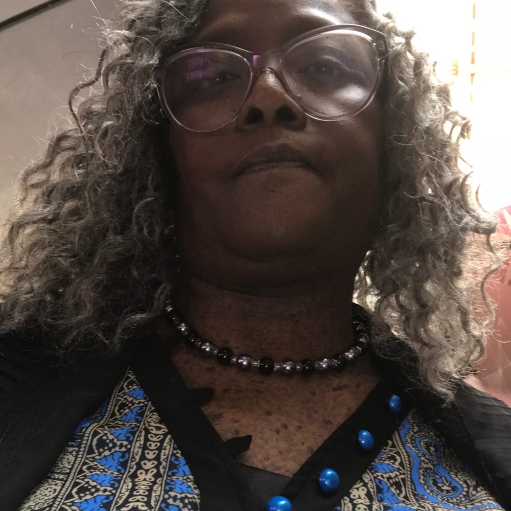 Meet your Posher, Johneva